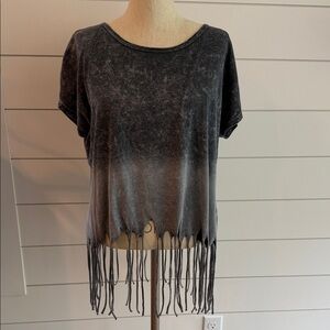 American Age Black to Gray Ombre Fringe Short Sleeve Top